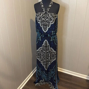 NWT White House Black Market Women’s Small Halter keyhole maxi dress Elastic